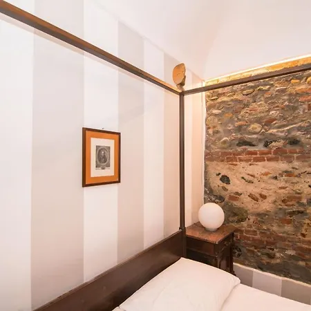 Piazza Vittorio Veneto Elegant Flat Apartment