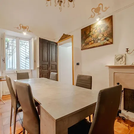 Piazza Vittorio Veneto Elegant Flat * Turin