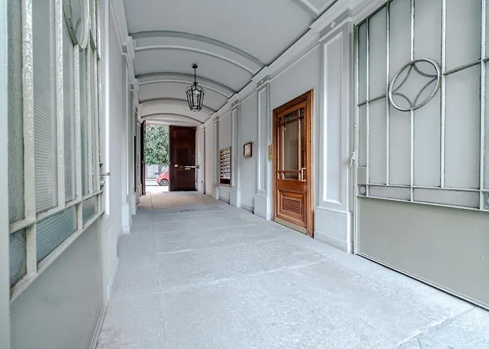 Guesthost - Piazza Vittorio Veneto Elegant Flat Lejlighed