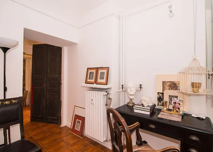 Guesthost - Piazza Vittorio Veneto Elegant Flat Lejlighed *