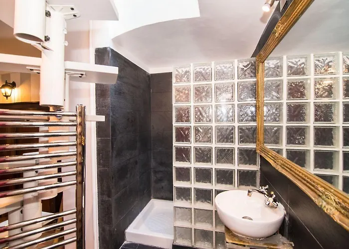 Guesthost - Piazza Vittorio Veneto Elegant Flat Apartmán *